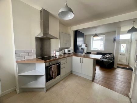 Devon Place - Photo 5