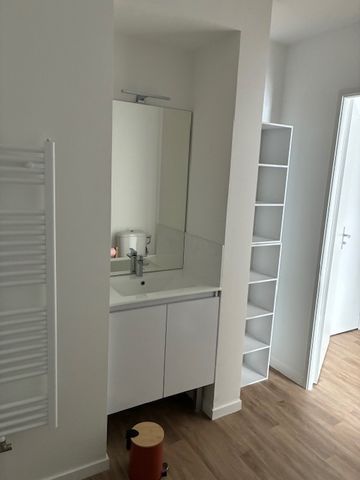 Location Appartement 1 pièce 25m² - Photo 4