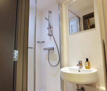 House to rent - Photo 5