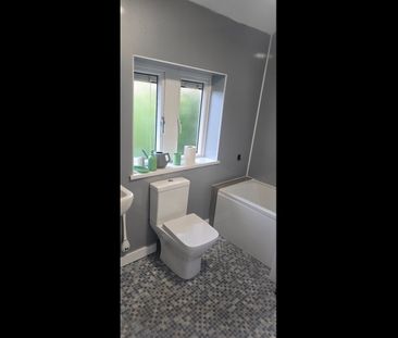 3 Bed Semi-Detached House, Easterly Road, LS8 - Photo 5