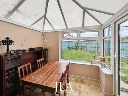 3 bed semi-detached house to rent in Gloucester Crescent, Wigston, LE18 - Photo 5
