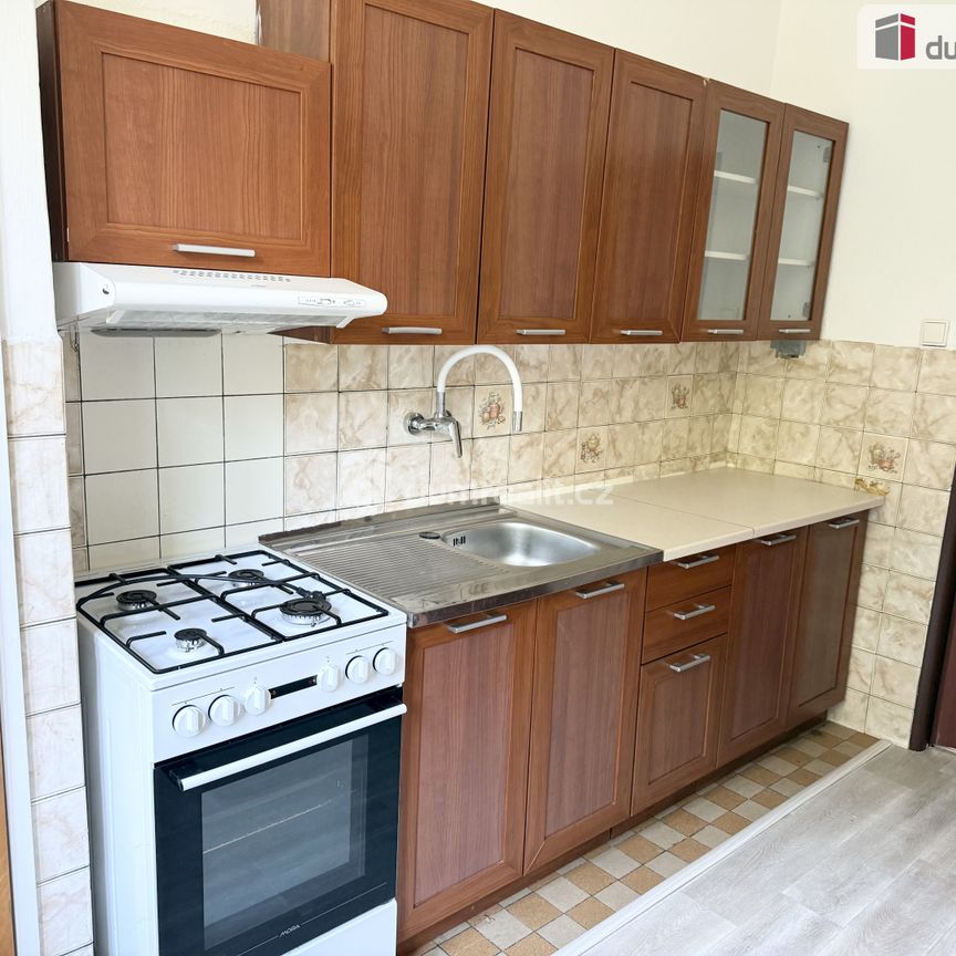 Pronájem bytu 3+1 81 m² - Photo 1