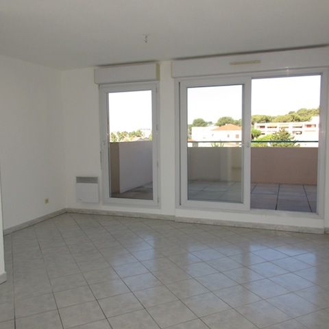 Location Appartement 5 pièces 108m² - Photo 1