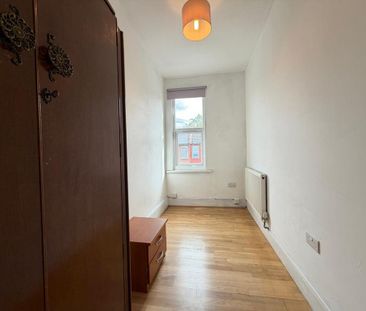 3 bedroom maisonette to rent - Photo 2