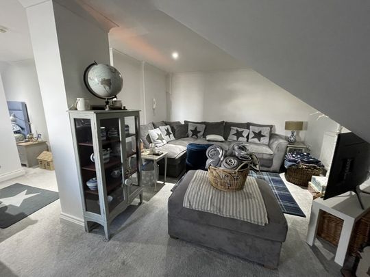 Bar Road, Falmouth - Photo 1