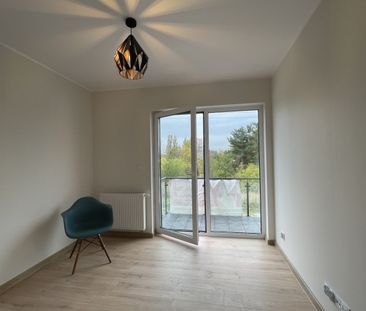 Nowiutki z pełnym wyposażeniem - Zdjęcie 2