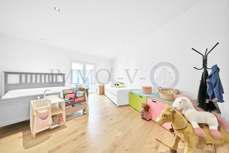 SPACIOUS STANDING IDEAL FOR FAMILY - Photo 2