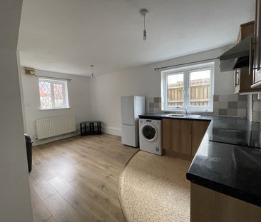 1 Bed Flat, Filton Avenue, BS7 - Photo 4