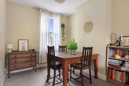 3 bedroom terraced house to rent - Photo 4