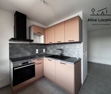 Location Appartement 2 pièces 47m² THONON LES BAINS 74200 - Photo 3