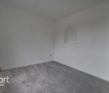 2 bedroom semi-detached house to rent - Photo 5