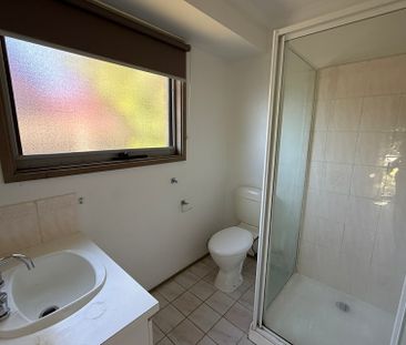 8 Greenhill Rise, Hampton Park VIC - Photo 1