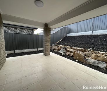 4 Bedroom Family Home! - Photo 1