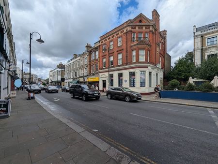 2 Bed Flat, Westow Hill, SE19 - Photo 3