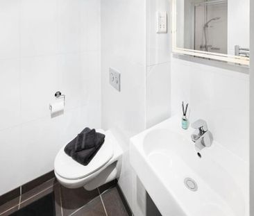 Studio to rent - Photo 6