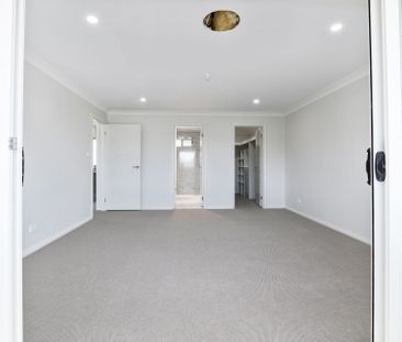 2B Heath Street, Kingswood - Photo 1