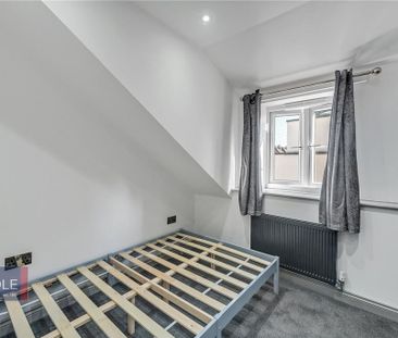 3 bedroom end of terrace house to rent - Photo 6