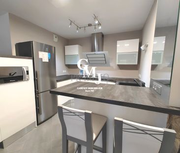 Location Appartement 3 pièces 75m² ST RAPHAEL 83700 - Photo 5
