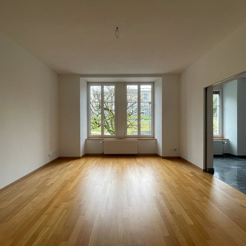 Charmante 3-Zimmer-Wohnung in historischem Gebäude in Baden - Photo 1