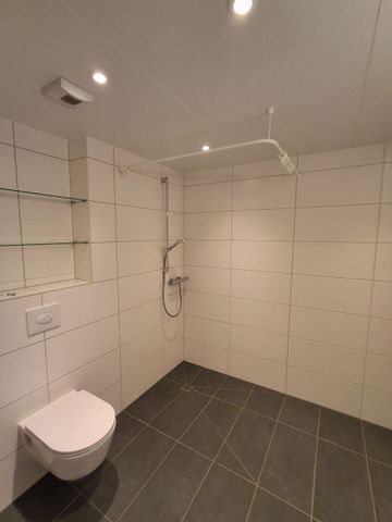 Moderne Erdgeschosswohnung mit Balkon und Einbauküche in Dortmund - Photo 4