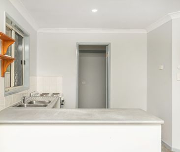 Quiet Cul-De-Sac Four Bedroom Home - Photo 3