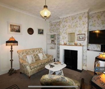 2 bedroom terraced house to rent - Photo 1