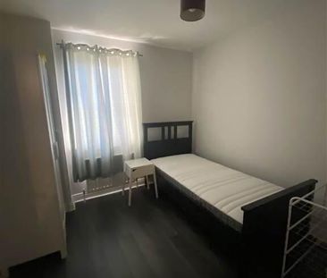 Apartment 11 Gardiners Square 9 Brown Square, Belfast, BT13 2BW - Photo 4