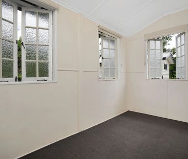 18 Figgis Street, - Photo 2