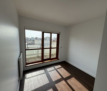 BOULOGNE - APPATEMENT DE 5/6 PIECES AVEC BALCON ET PARKING - Photo 6