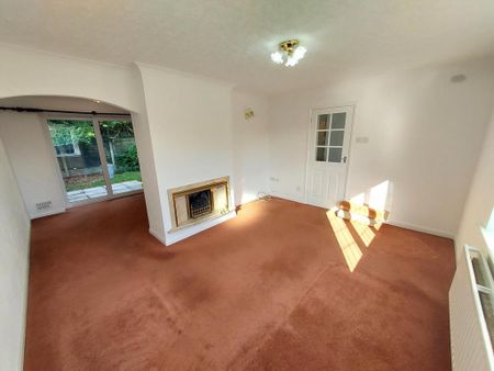 3 bedroom detached bungalow to rent - Photo 2