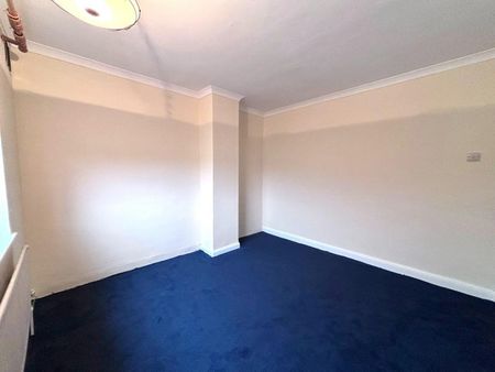 3 bedroom House To Let - Photo 4