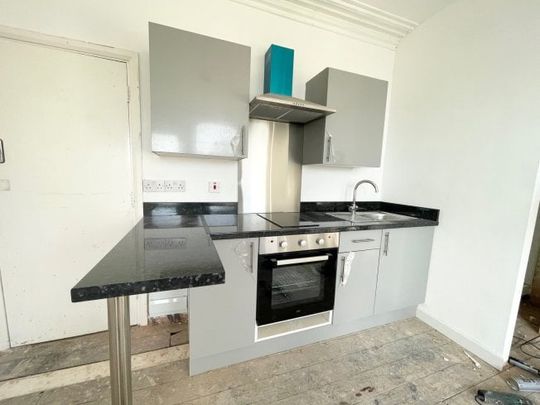 Woodborough Road, Nottingham, NG3 - Photo 1