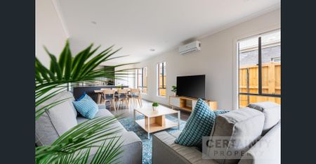 fully furnished 4 bedroom 3 bathroom unique family home in the heart of Wyndham Vale - Photo 3