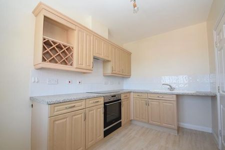 2 bedroom apartment to rent - Photo 4