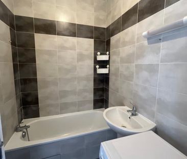 Location Appartement 2 pièces 49m² ST FONS 69190 - Photo 6