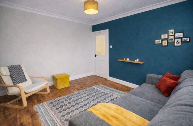 2 Bed Flat, Brettenham Road, E17 - Photo 1