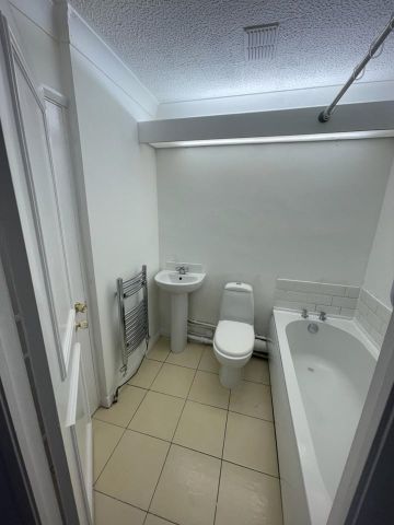 1 Bed Flat, Seymour Court, M7 - Photo 5