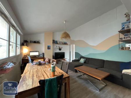 Location Appartement 3 pièces 71m² BORDEAUX 33000 - Photo 2