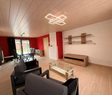Halfopen woning met 3 slaapkamers, inpandige garage en mooie tuin in Kleine Brogel. - Photo 2