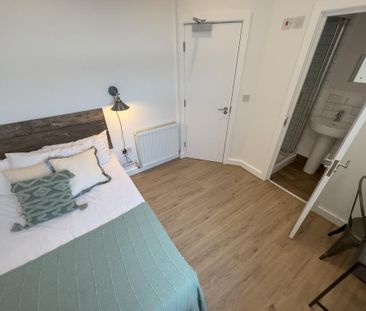 5 bedroom terraced house to rent - Photo 6