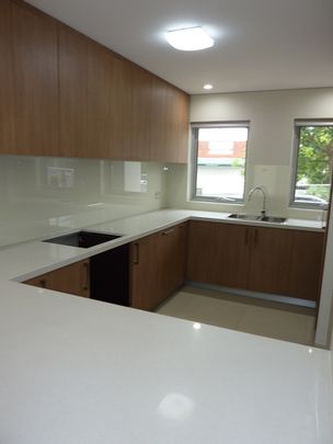4/82 Albert Street, North Parramatta NSW 2151 - Townhouse For Rent | Domain - Photo 1