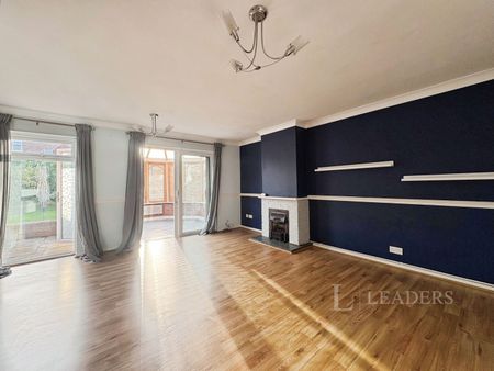 3 bedroom end of terrace to rent Deansway, Bromsgrove B61 - Photo 3