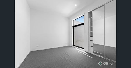###APPLICATION APPROVED###Stunning Tri-Level Home With City Views - Photo 3