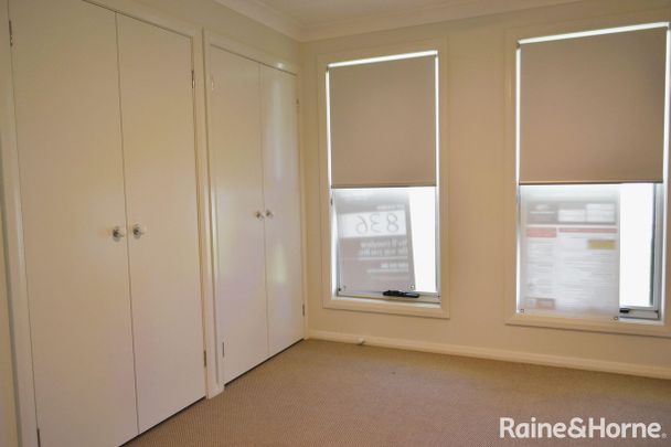 Brand new stunning 4-bedroom home - Photo 1