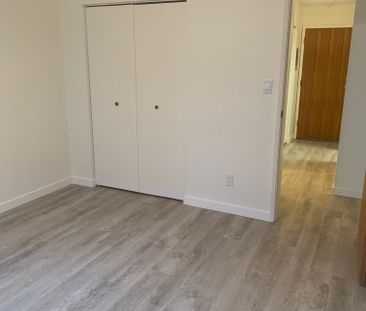 14834 North Bluff Rd. #104, White Rock, Bc V4b 3e3 - Photo 3