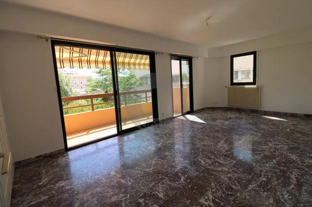 Location Appartement 3 pièces 70m² ROQUEBRUNE CAP MARTIN 06190 - Photo 1
