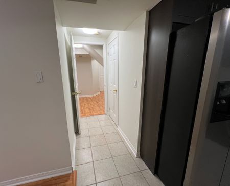 For Lease - 13 Grosbeak Crescent Unit# Basement, Toronto, Ontario - Photo 2