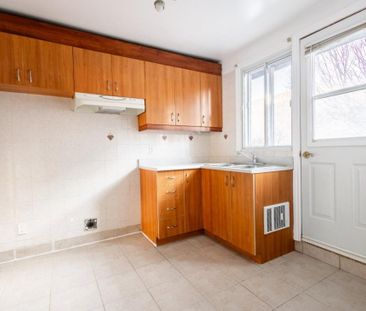 3754 Rue MacKenzie, H3S 1E5, H3S 1E5, Montréal - Photo 6