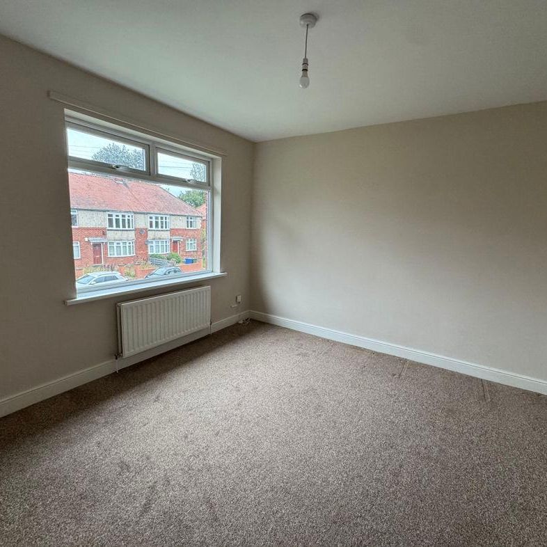 2 bed upper flat to rent in NE3 - Photo 1
