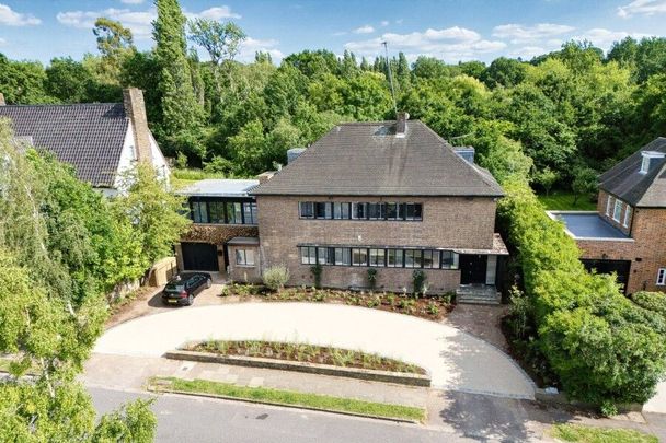 6 Bedroom House To Let - Photo 1